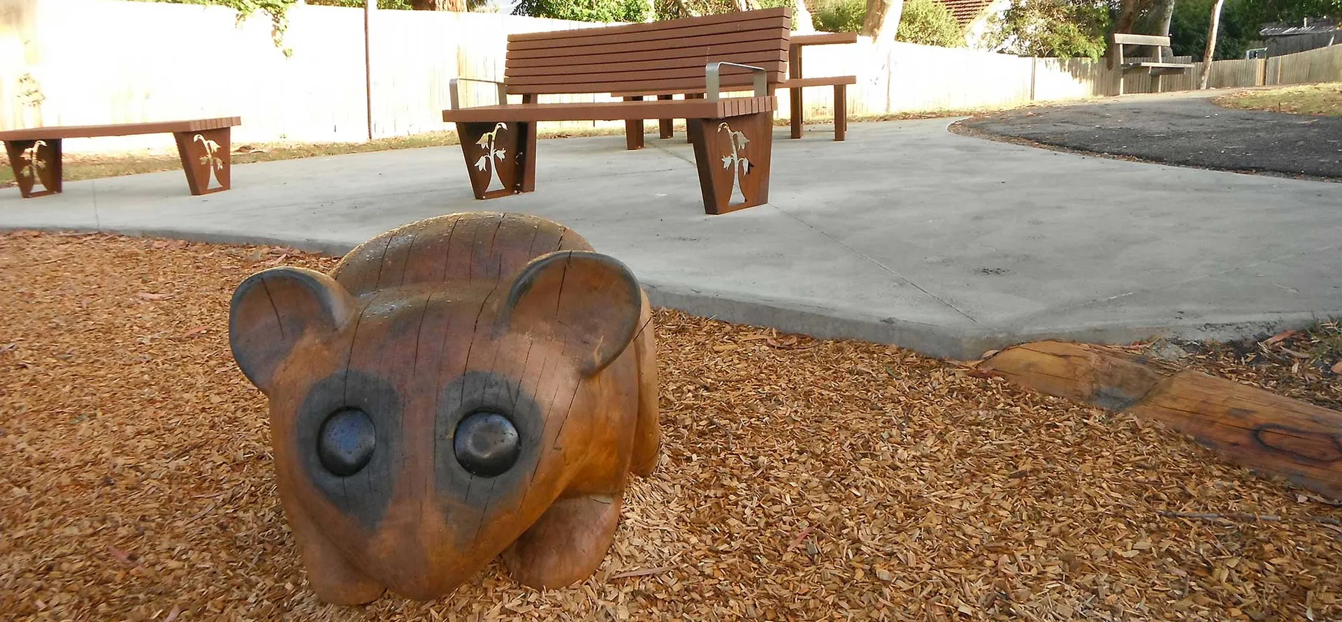 Sculptures & Memorials